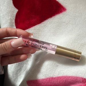 Too Faced lip injection lip gloss